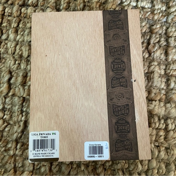Empty Wooden Cigar Box Liga Privada T52 Stalk Cut Toro 152 x 52 - Picture 3 of 7